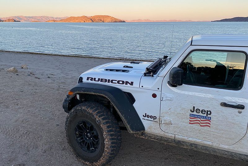 jjusa logo on jeep